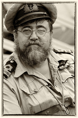 Re-enactor_8_Slv (1 of 1)