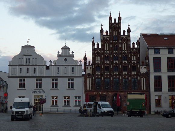 P1530855-2