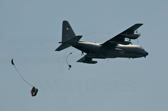 Frogmen Deploy