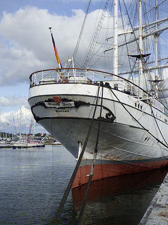 P1540193-2