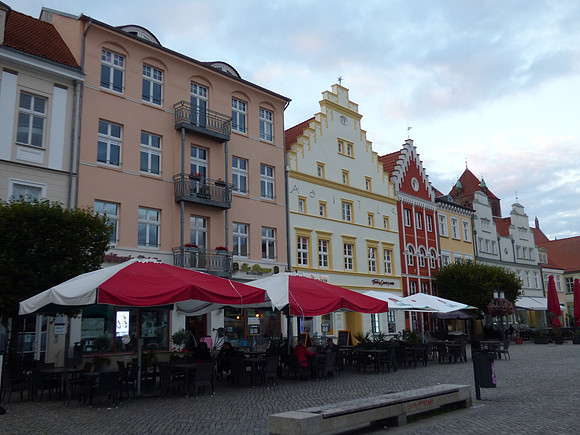 P1530854-2