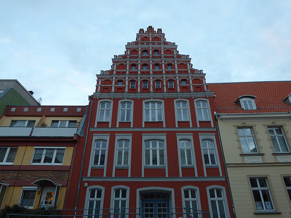 P1530863-2