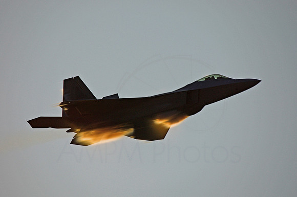 F-22_Vapor_e_c